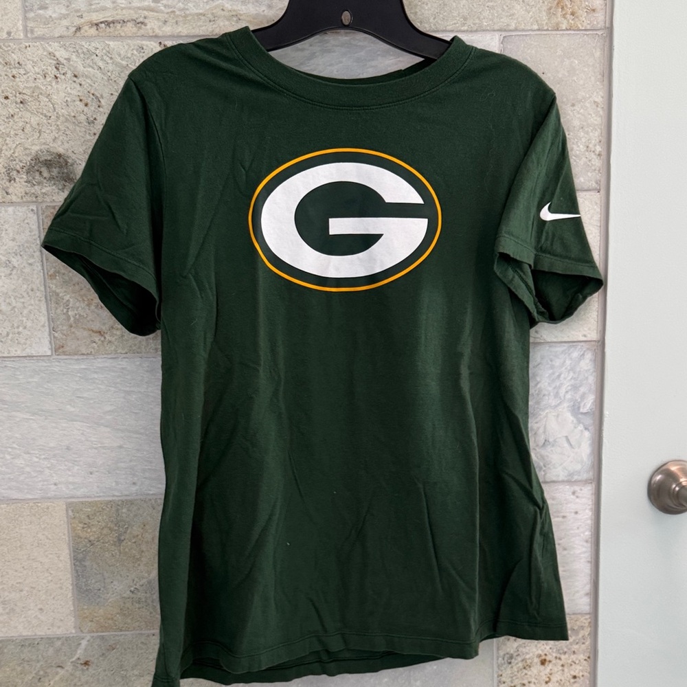 Nike Dark Green T-Shirt with Logo
